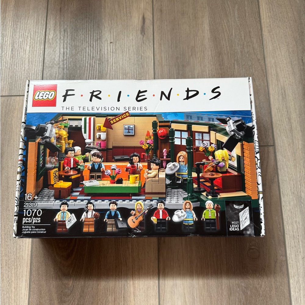 Lego Friends “Central Perk” Set